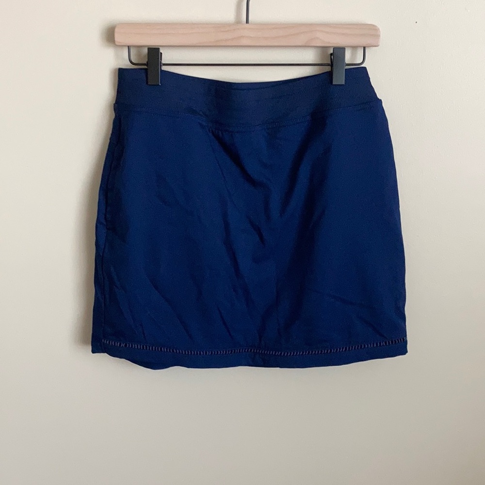 St. John’s Bay Athletic Navy Skort size small NWOT
